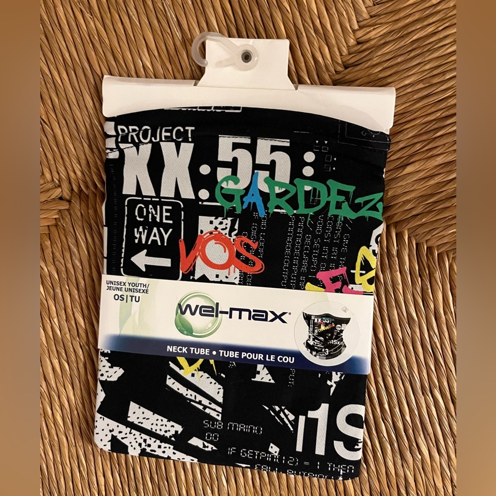 🆕 Wel-Max Unisex Youth Neck Tube Face Mask NWT Black Multi Coloured